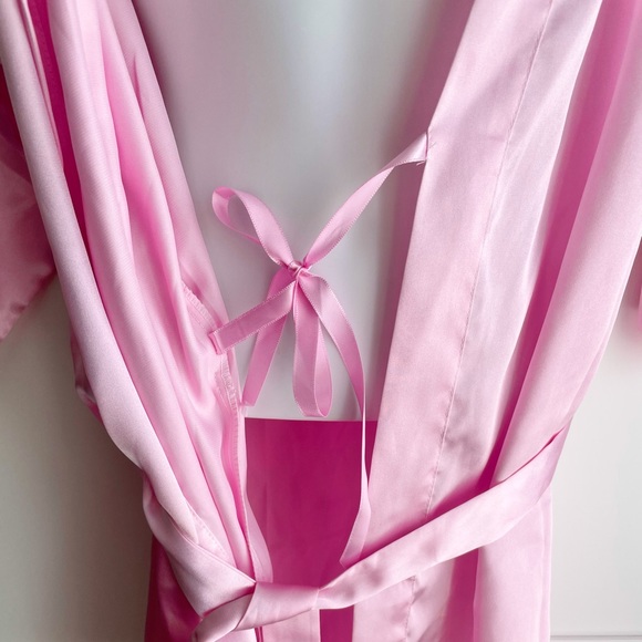 Bridesmaid Kimono/Robe with Gold Sparkle Letters - Picture 3 of 6